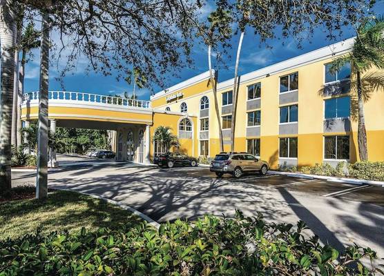 La Quinta Inn by Wyndham Jupiter 1