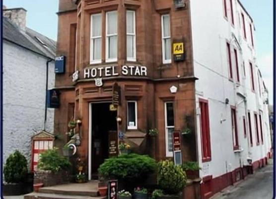 The Famous Star Hotel Moffat 1