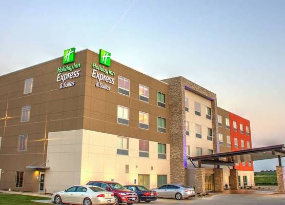 Holiday Inn Express & Suites SPENCER by IHG 1