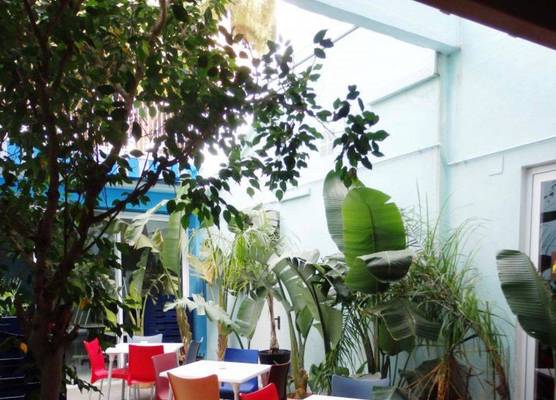 Parrots Sitges Hotel 1