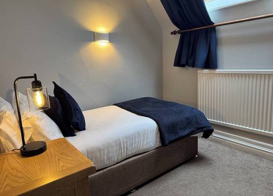 Oaklands Hotel 1