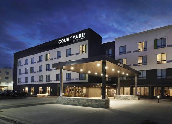 Courtyard by Marriott Jackson 1