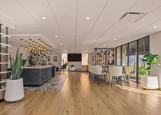 B&B HOTEL Orlando International Drive near Universal - Newly Renovated! 1