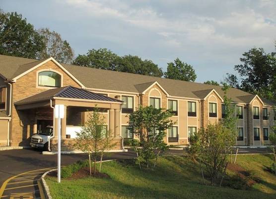 Red Carpet Inn and Suites Monmouth Junction 1