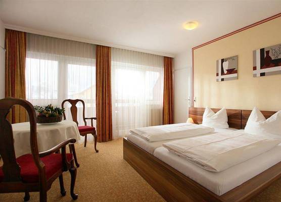 Parkhotel Kirchberg 1