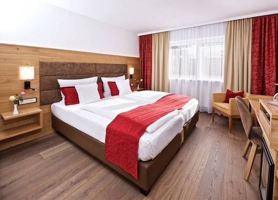 Park Hotel Laim 1