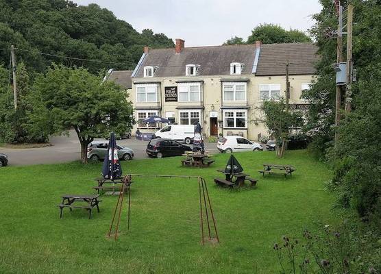 Fox & Hound Hotel 1
