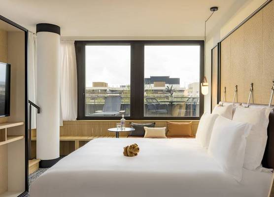 FirstName Bordeaux, Part of JdV by Hyatt 1