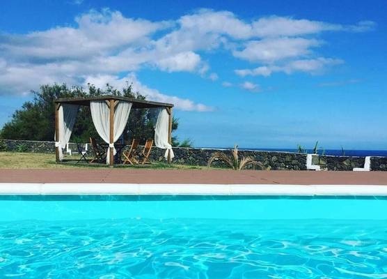 ALLuar Lodge 1