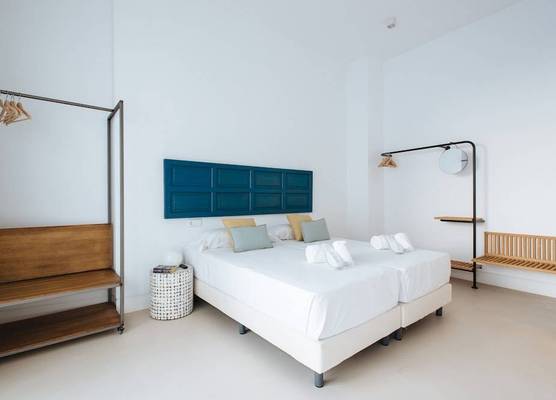 Eva Recommends Castellar Pool & Terrace 1