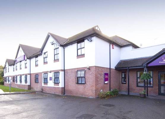 Premier Inn Manchester Airport Heald Green 1