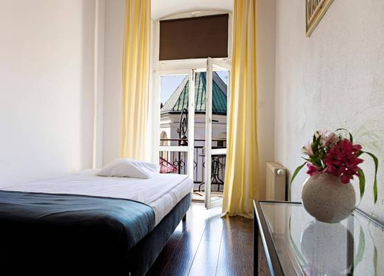 Hostel Królewska 1