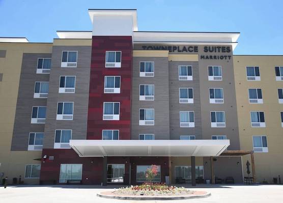 TownePlace Suites Kansas City At Briarcliff 1