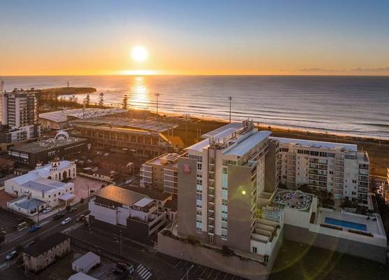 Sage Hotel Wollongong 1
