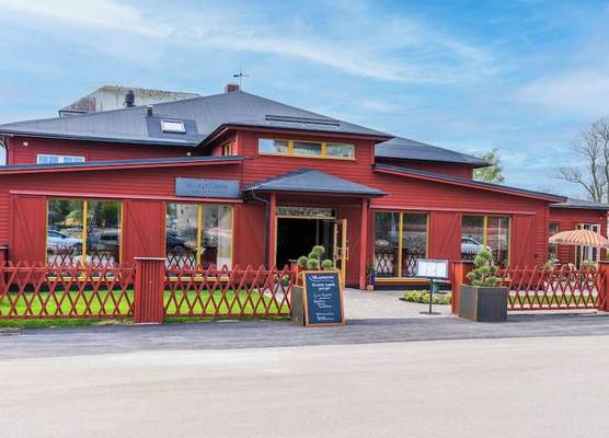 Slottsgården Hotell & Restaurang 1