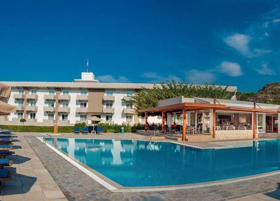 Zoes Hotel & Suites 1