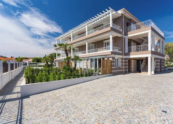 Villa Velvet 1