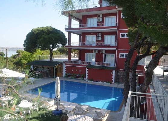Tunc Hotel 1