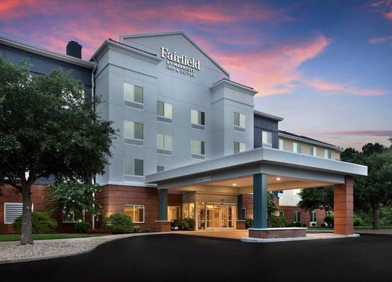 Fairfield Inn & Suites Elizabeth City 1