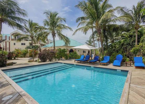 Tres Cocos Resort 1