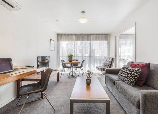 Punthill Apartment Hotel - Little Bourke 1