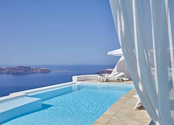 Astra Suites 1