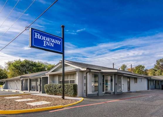 Rodeway Inn Palestine 1