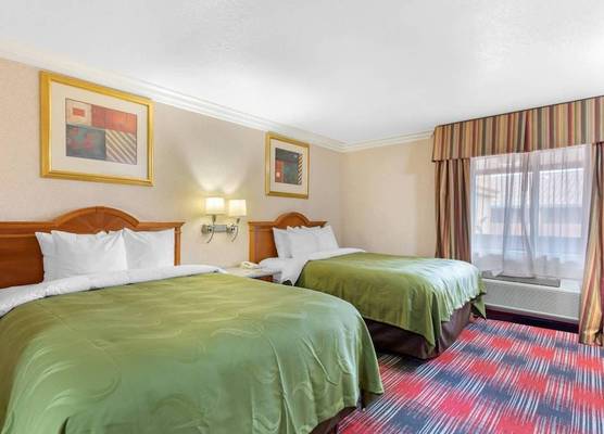 Quality Inn & Suites Oceanside Near Camp Pendleton 1