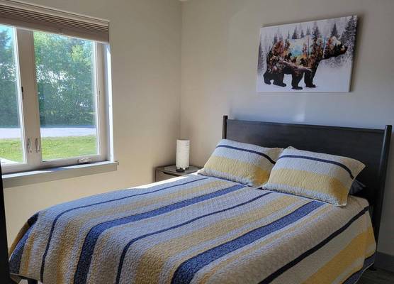 Lakeshore Lodging 1