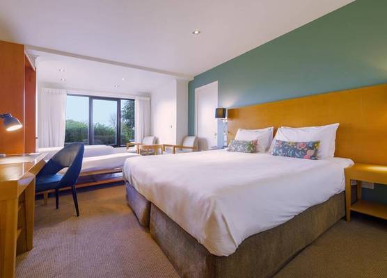 Nightelier Devonport Gateway Hotel 1