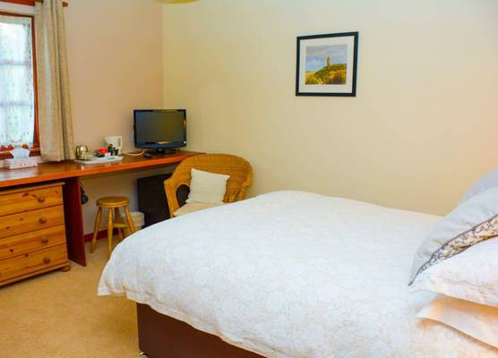 Clarke Cottage Guest House 1