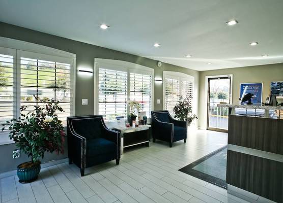 Bay Area Inn & Suites 1