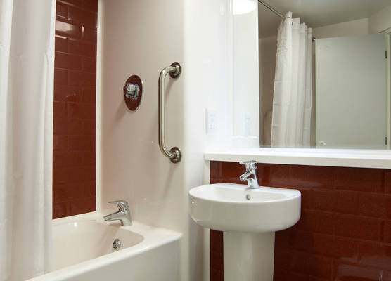 Travelodge Birmingham Central Bull Ring 1