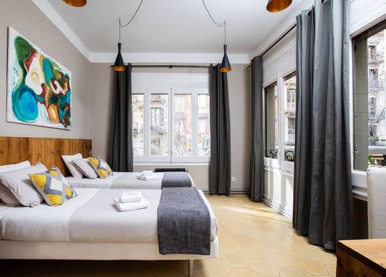 Jardinets Guest House 1