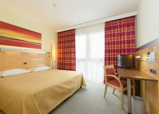 UNA HOTELS Cesena Nord 1