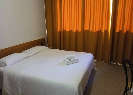 Hotel Ponsacco HP 1