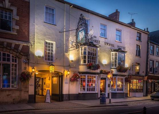 The Three Swans Hotel, Market Harborough, Leicestershire - The Coaching Inn Group 1