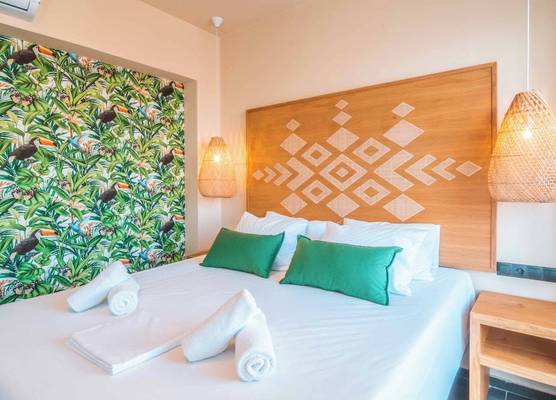 HOM54 Luxury Suites 1