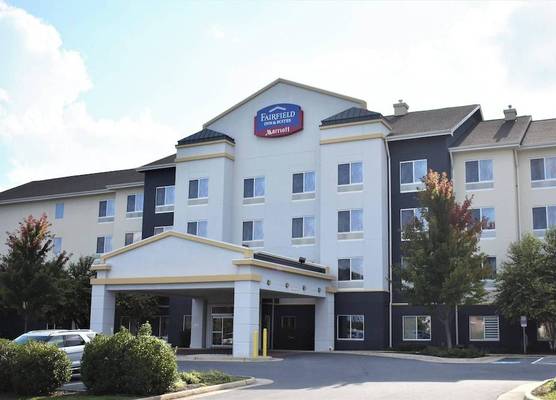 Fairfield Inn and Suites by Marriott Strasburg Shenandoah Valley 1