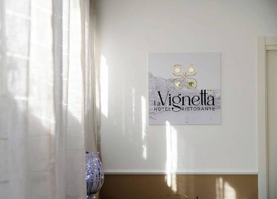 Hotel Ristorante La Vignetta Cernobbio 1
