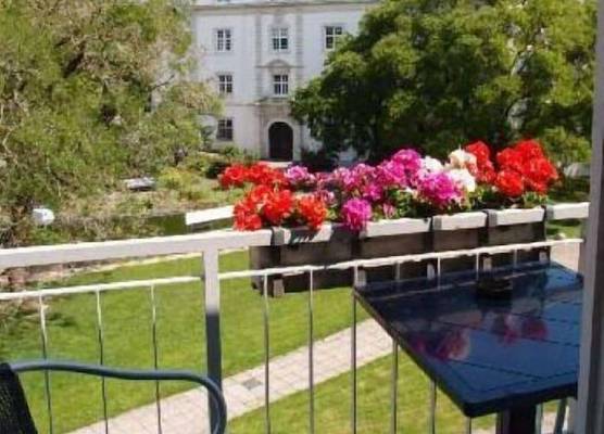 Hotel am Friedrichsbad 1