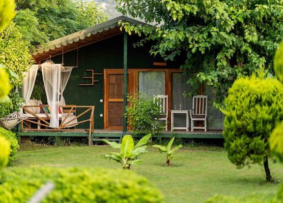 Etenna Beach Bungalows 1
