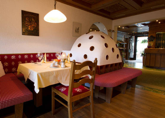Schi- und Wanderhotel Berghof 1