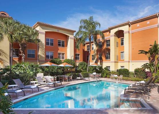 Residence Inn by Marriott Naples 1