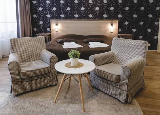 Riga Lux Apartments - Ernesta, Free parking 1