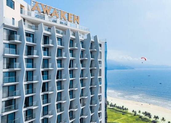 Awaken Da Nang Hotel 1