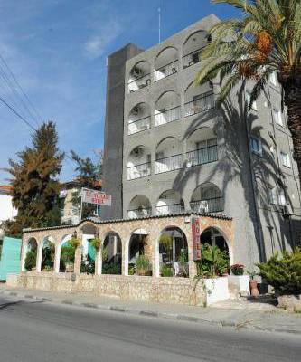 Le Village Hotel 1