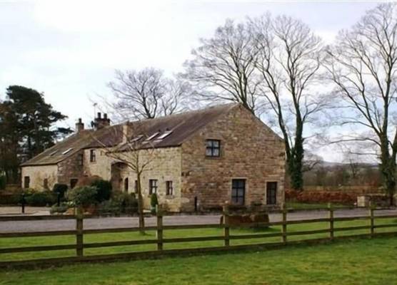 Middle Flass Lodge 1