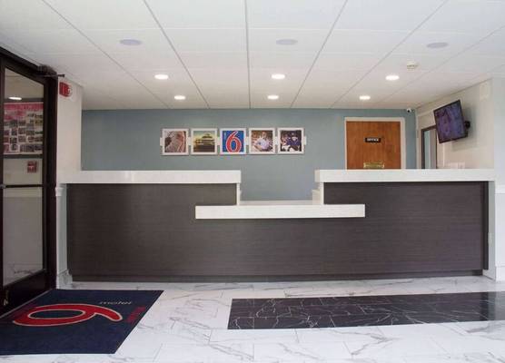 Motel 6-Suwanee, GA - Gwinnett Center 1