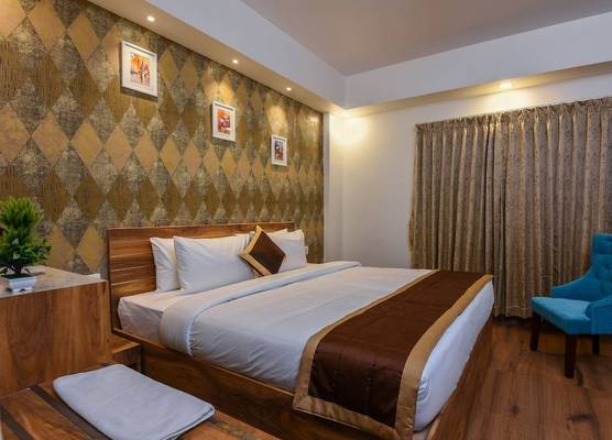Kensington Suites 1